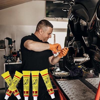 Réparation Pneu Crevé - CarTyreGlue™ - Jaune - Les Délires Auto